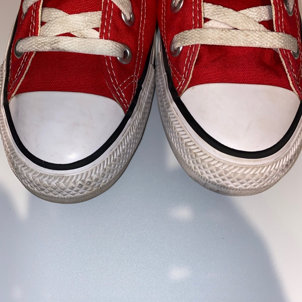 Red and white Converse All Star high-top sneaker (shoe). Men 6 unisex women 8 - Picture 6 of 9